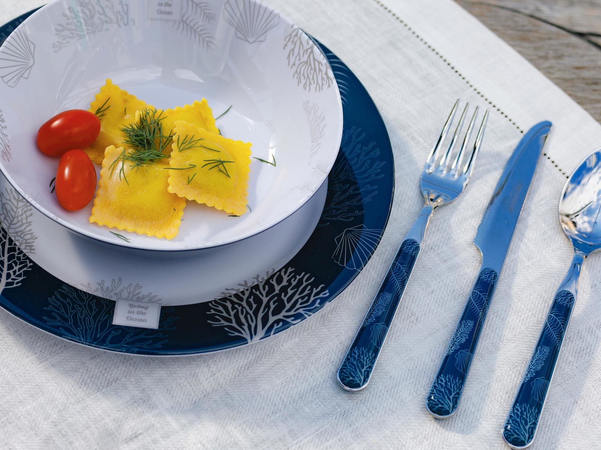 CUTLERY LIVING, 24 PC