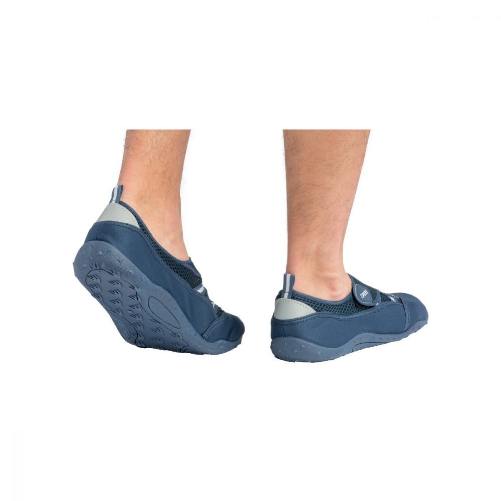 Aqua shoes Noumea